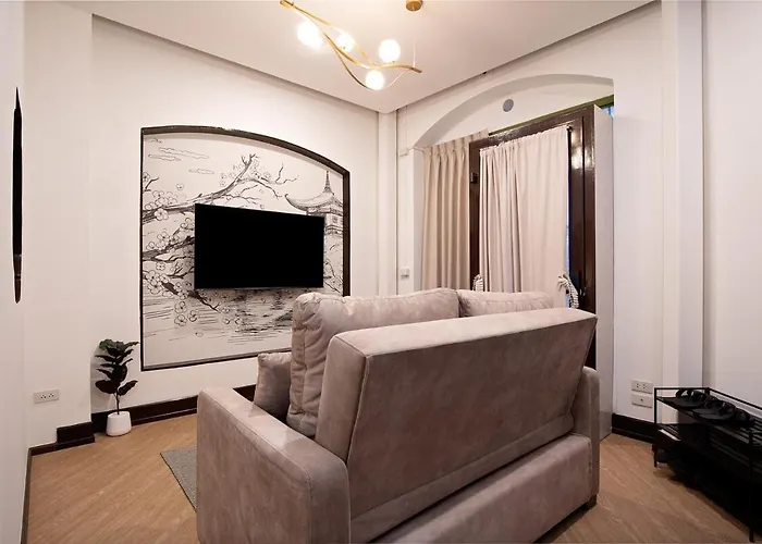 3br 2ba 2sfb 5 Min Mrt Chinatown Vista House アパート *
