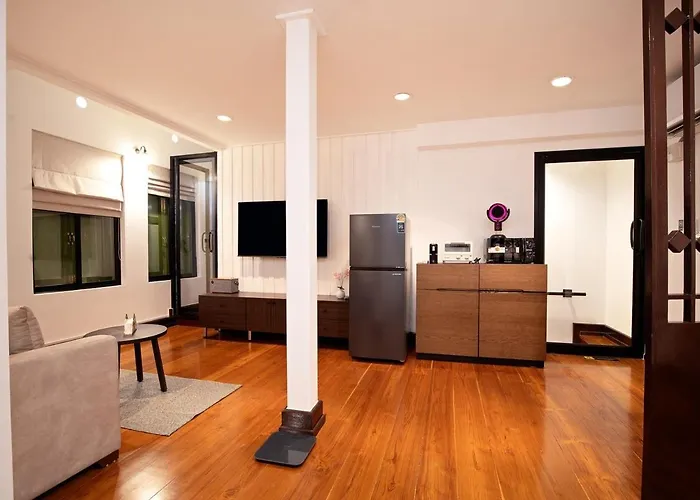 3br 2ba 2sfb 5 Min Mrt Chinatown Vista House *