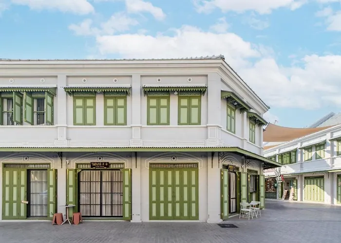 3br 2ba 2sfb 5 Min Mrt Chinatown Vista House アパート