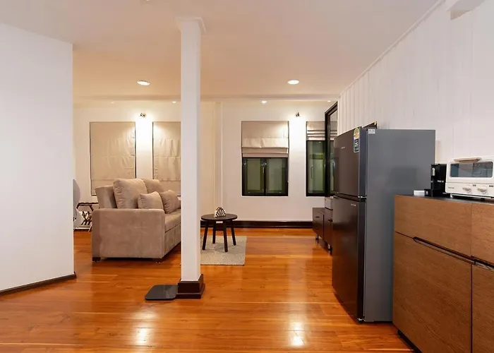 3br 2ba 2sfb 5 Min Mrt Chinatown Vista House *